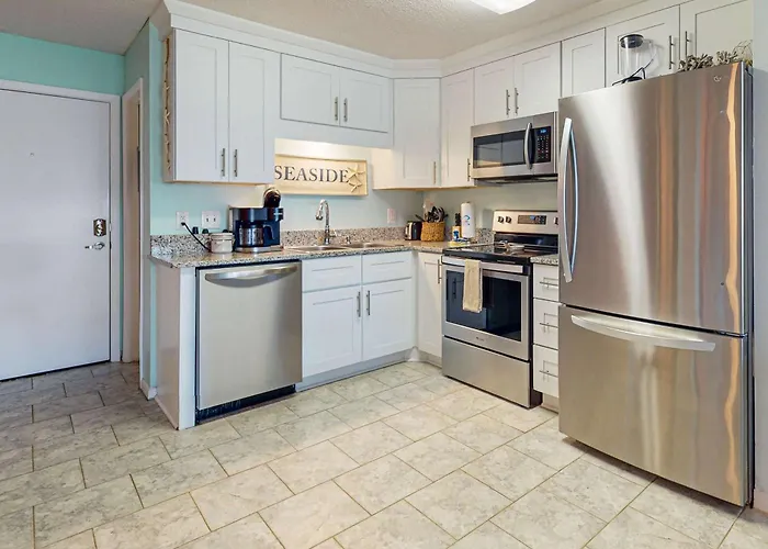 2nd-floor Coastal With Pools Hot Tubs Tennis Balcony Elevator Holiday home Gulf Shores