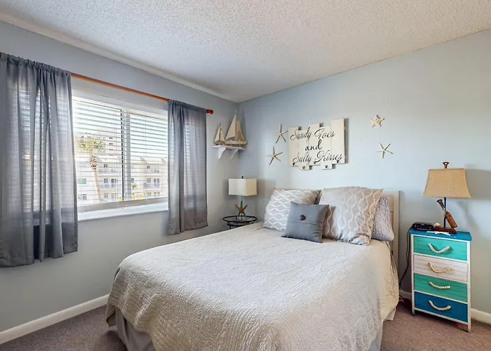 2nd-floor Coastal With Pools Hot Tubs Tennis Balcony Elevator * Gulf Shores