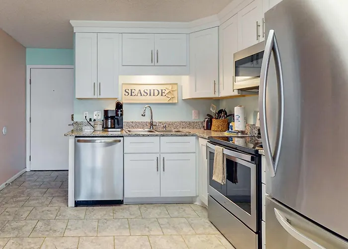 2nd-floor Coastal With Pools Hot Tubs Tennis Balcony Elevator Holiday home Gulf Shores