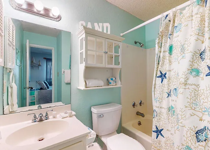 Holiday home 2nd-floor Coastal With Pools Hot Tubs Tennis Balcony Elevator