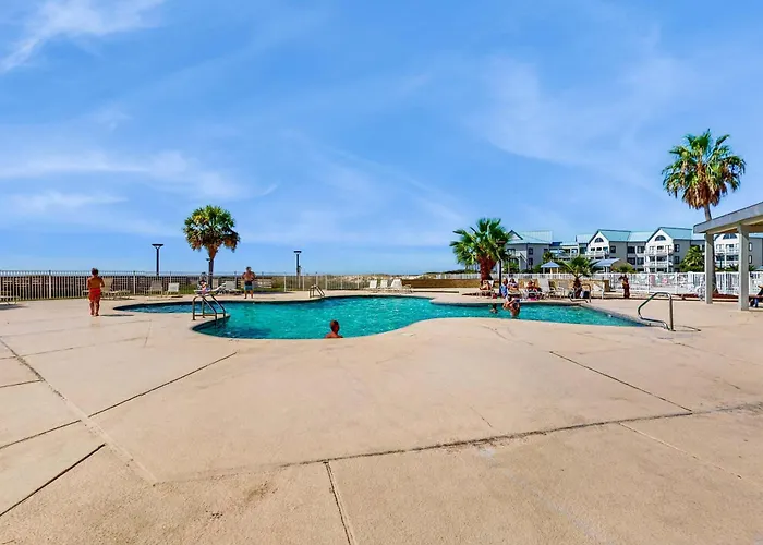 2nd-floor Coastal With Pools Hot Tubs Tennis Balcony Elevator *